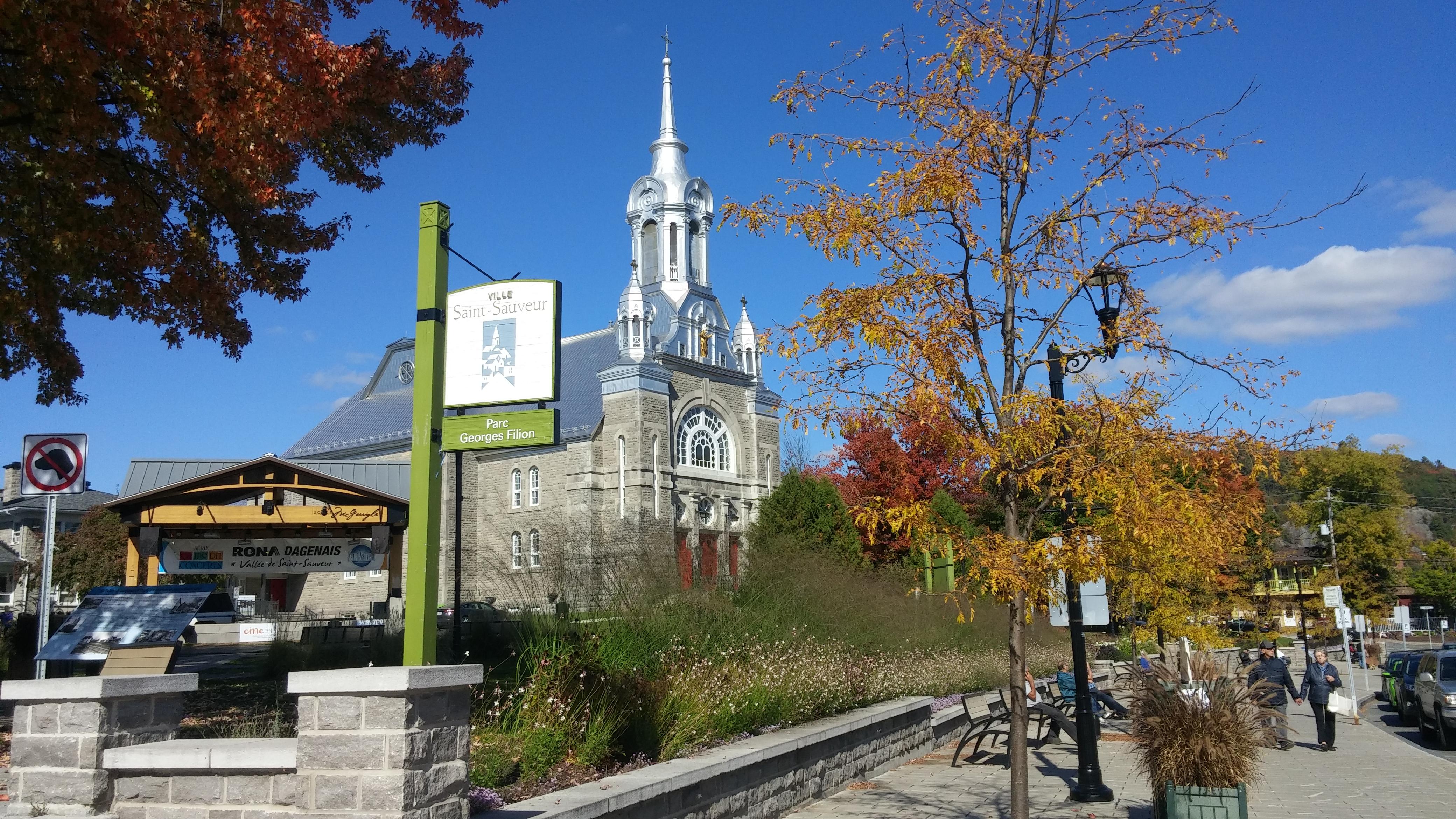 Hotel St-Sauveur Saint-Sauveur-des-Monts Dış mekan fotoğraf